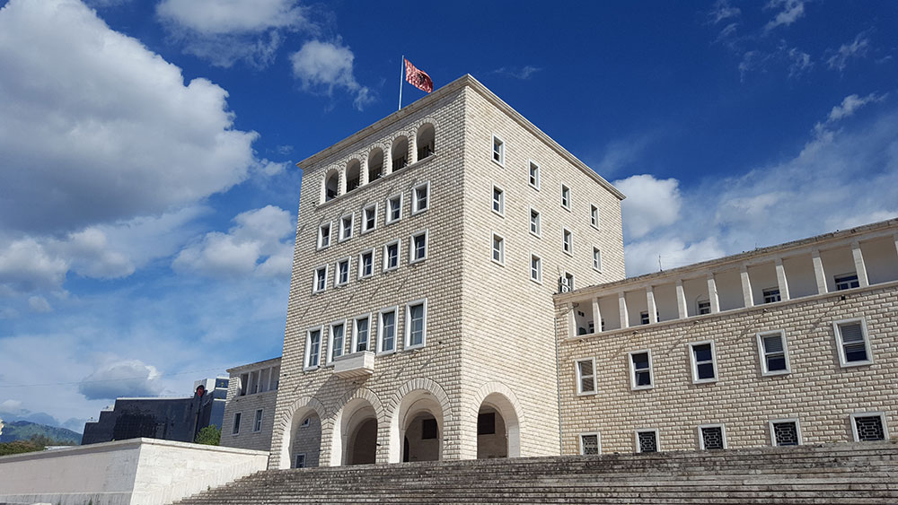 5% TË PBB-së, PËR ARSIMIN...